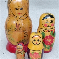 babushka-trædukker-natur-klassisk-malede-gamle-matryoshka-dukker
